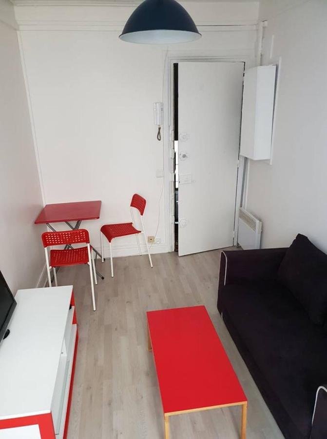 Cute And Quiet Appartment In Montmartre Παρίσι Εξωτερικό φωτογραφία